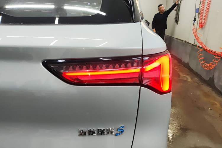 Used Wuling Xingguang S 2024 510km Flagship Edition
