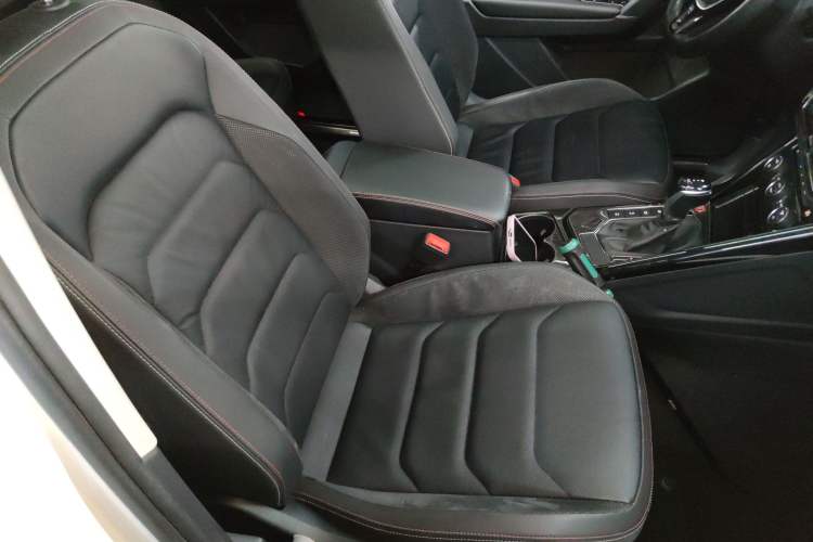 Used Volkswagen Tayron 2019 330TSI Two-Wheel Drive Luxury Model China VI Standard
