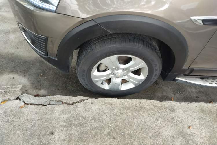 Used Chevrolet Captiva 2015 2.4L Two-Wheel Drive Urban Version 7 Seats