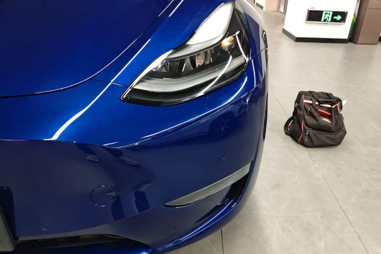 Used Tesla Model Y 2021 Long-Range All-Wheel-Drive Version Left Front Headlight