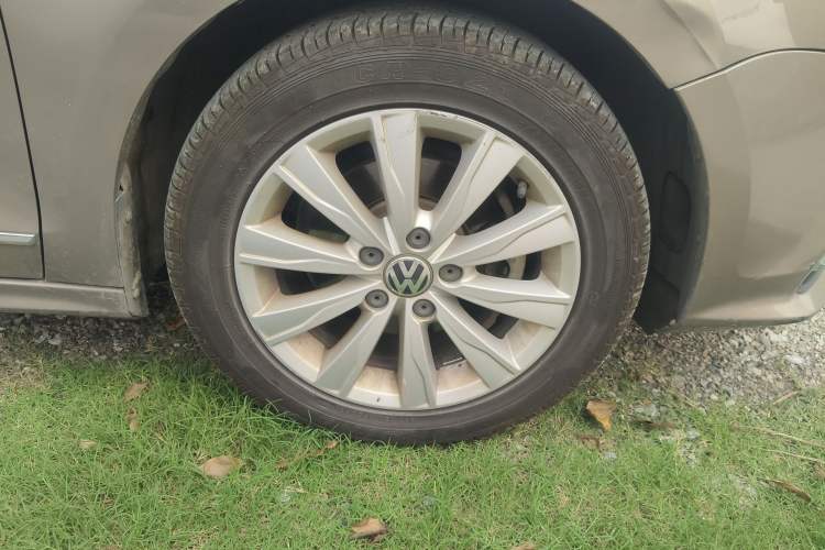 Used Volkswagen Sagitar 2015 1.6L Automatic Comfort Model