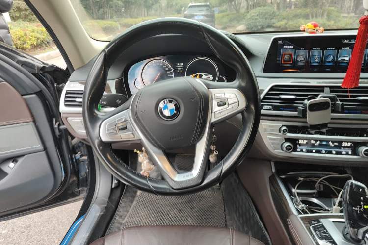 Used BMW 7 Series 2016 730Li Leading Model
