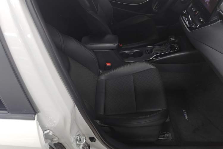 Used Toyota Levin 2023 Smart Electric Hybrid Dual-Engine 1.8L Sport Edition
