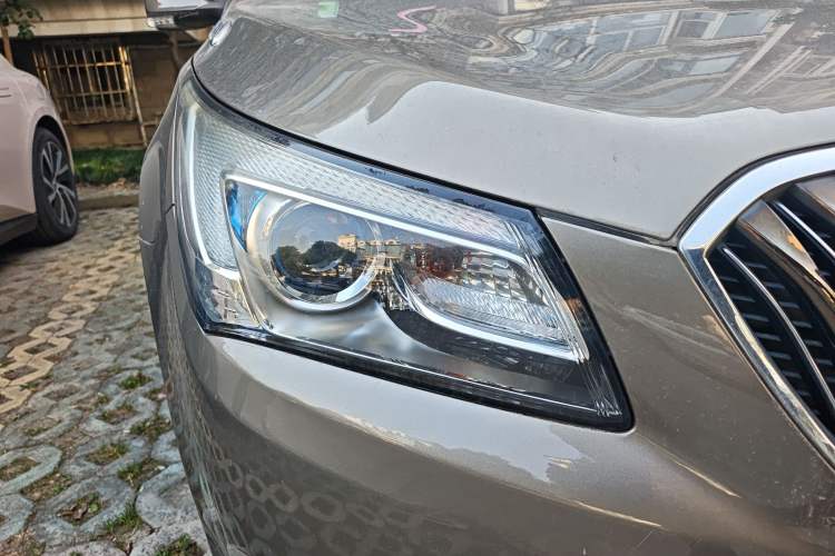 Used Buick LaCrosse 2013 2.4L SIDI Leading Comfort Version