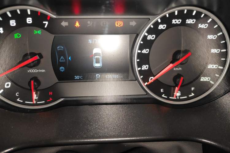 Used CHANGAN CS35PLUS 2020 1.4T DCT Yue Lian Blue Whale Edition