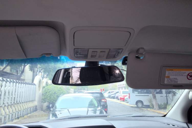 Used JMC Yusheng S350 2016 2.0T Automatic All-Wheel Drive Gasoline Luxury Version with Sunroof 5 Seats