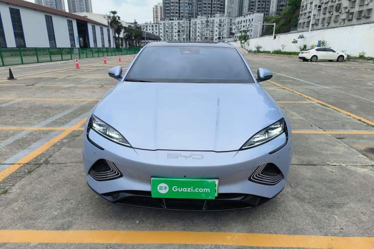 Used BYD Seal 2022 550 km Standard Range Rear-Wheel Drive Elite Version Front