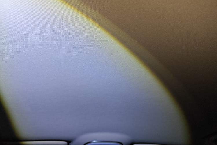 Used BYD Song MAX 2018 1.5T Automatic Smart Connect Luxury 6-Seater Headliner