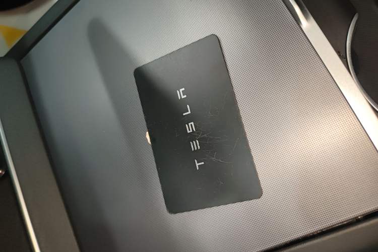 Used Tesla Model Y 2025 Rear-Wheel-Drive Version Vehicle Key