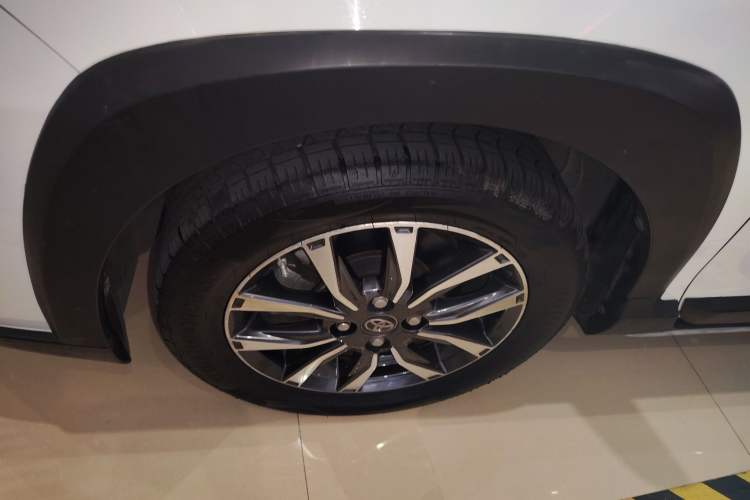 Used Toyota YARiS L Zhi Xuan 2021 X-Trail 1.5L CVT Luxury Edition