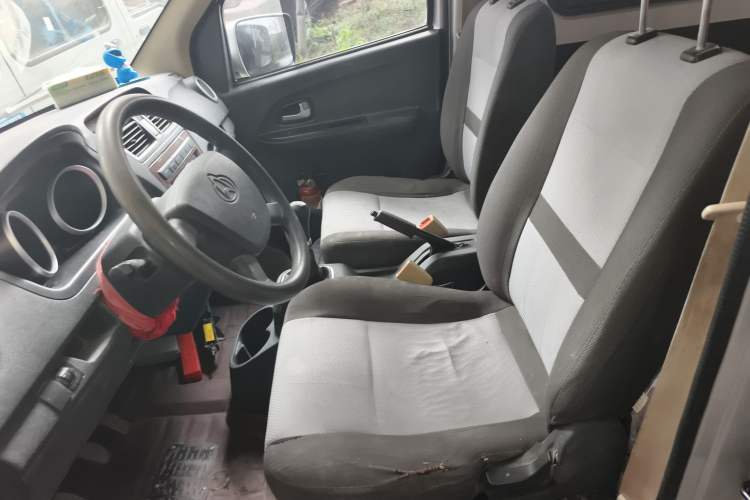 Used CHANGAN KAICHENG Ruixing M60 2019 1.5L Business Version China VI 6-Seater DAM15KR Left Front Seat