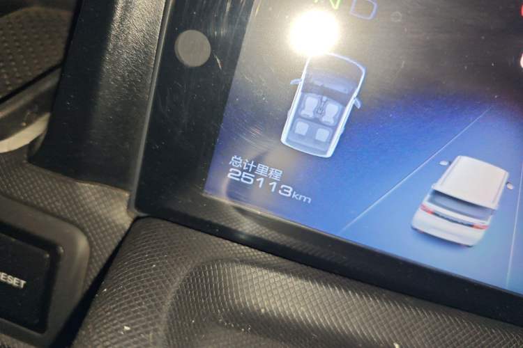 Used Wuling Hongguang MINIEV 2022 Zizai Version Lithium Iron Phosphate Odometer Close Up