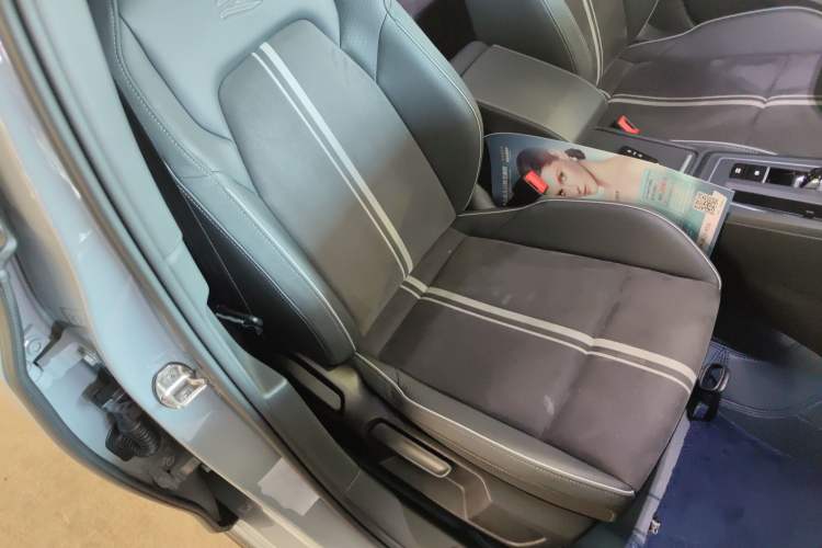 Used Volkswagen Golf 2023 Facelift 280TSI DSG R-Line Lite