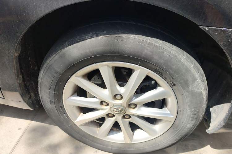 Used Toyota Camry 2013 200G Classic Luxury Edition Right Front Wheel Hub