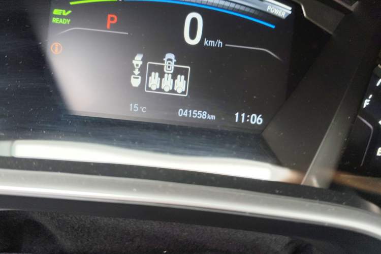 Used Honda Breeze 2021 Rui Hybrid 2.0L 2WD Rui Luxury Edition Odometer Close Up