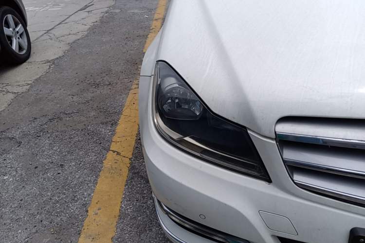 Used Mercedes-Benz C-Class 2011 C 200 Fashion Travel Edition
