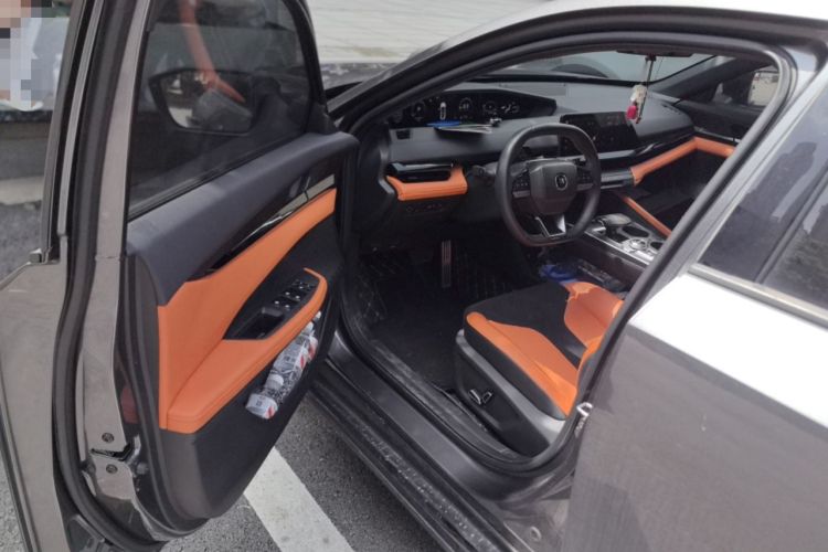 Used CHANGAN UNI-V 2023 1.5T Sport Edition