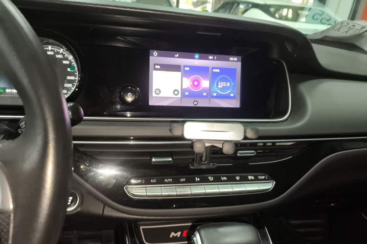 Used GAC Trumpchi M6 2021 270T DCT Elite Edition (7-seater)