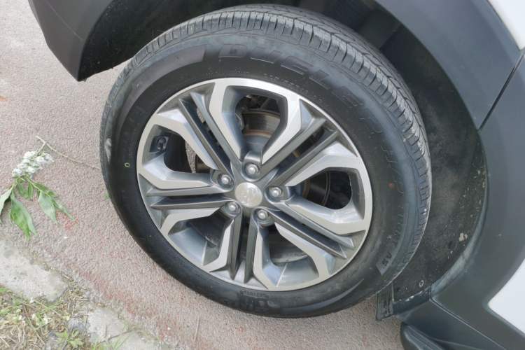 Used Hyundai Tucson 2015 1.6T Dual-Clutch Two-Wheel-Drive Leading Model Exterior 5