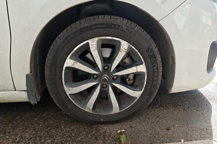 Used Citroen C4 Sega 2016 Joyful Edition 1.6L Automatic Luxury Model
