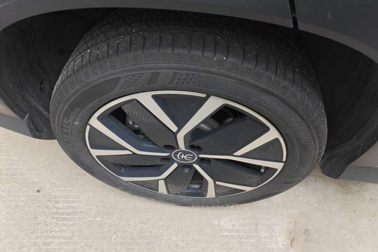 Used BYD Song L DM-i 2025 Intelligent Driving Version 160 km Beyond-Range Type