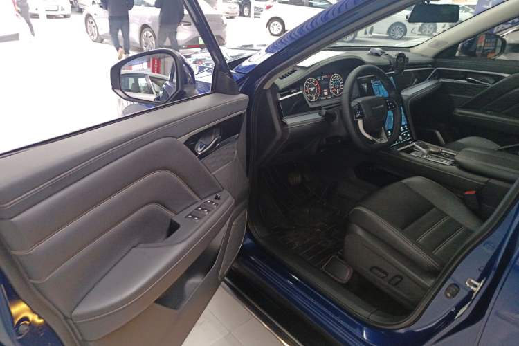 Used Venucia Star 2020 260T Automatic 48V Mild Hybrid Turbocharged Star Edition