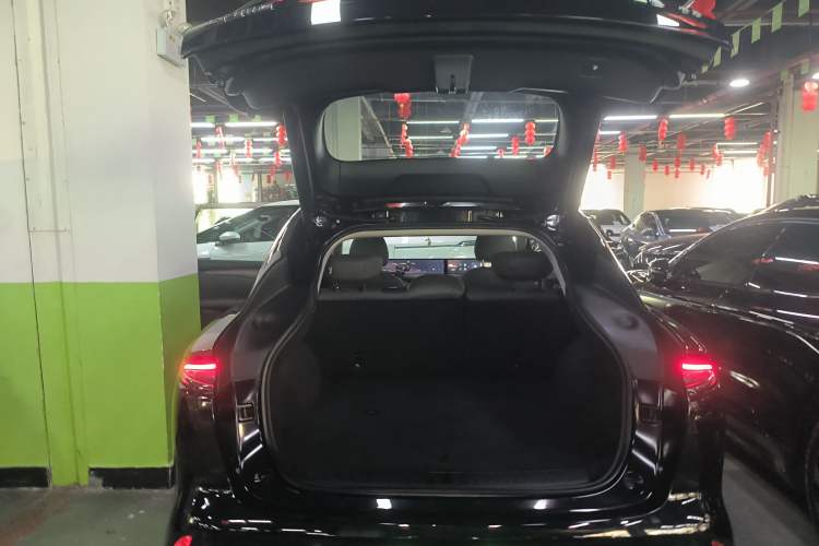 Used IM LS6 2025 Ultra-Powerful Lingxi Intelligent Enjoyment Edition
