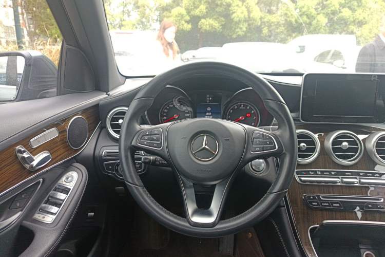 Used Mercedes-Benz GLC 2016 GLC 260 4MATIC Dynamic Edition
