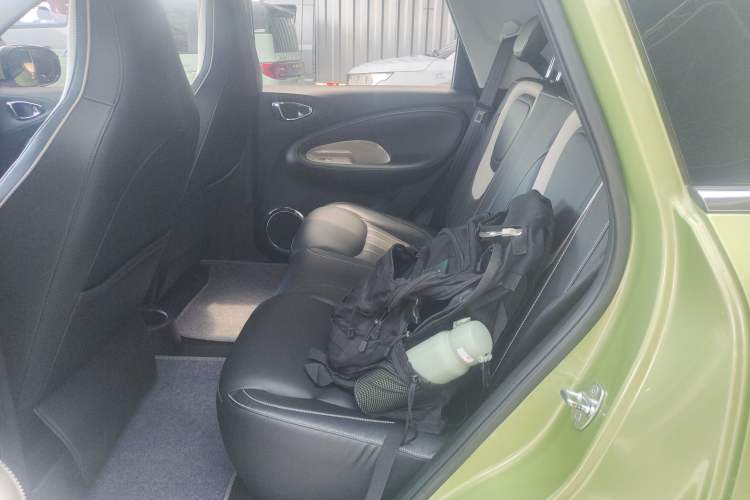 Used Wuling Bingo 2023 333 km Enjoyment Version Left Rear Seat