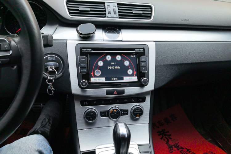 Used Volkswagen FAW-Volkswagen CC 2015 2.0 TSI Luxury Model Audio And AC Panel