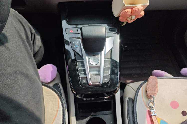 Used BYD Yuan Pro 2021 401 km Deluxe Version Gear Lever