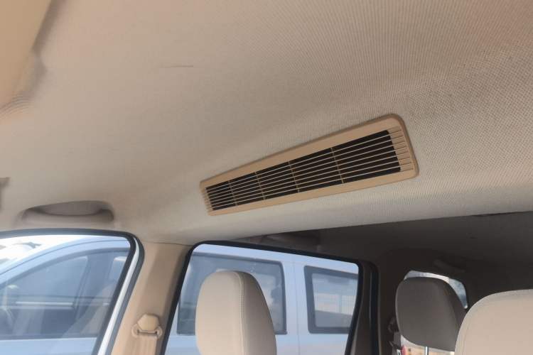 Used Wuling Hongguang 2019 1.5L S Standard Version China VI LAR
