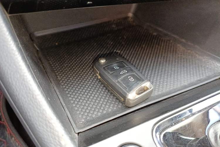 Used Volkswagen Bora 2019 Revised Version 280TSI DSG Elite Edition China VI Standard Vehicle Key