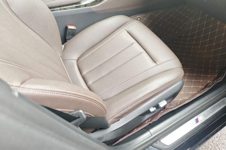 Used BMW 5 Series 2020 525Li M Sport Package