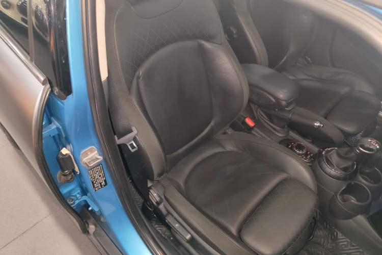 Used MINI MINI 2015 2.0T COOPER S Five-Door Edition
