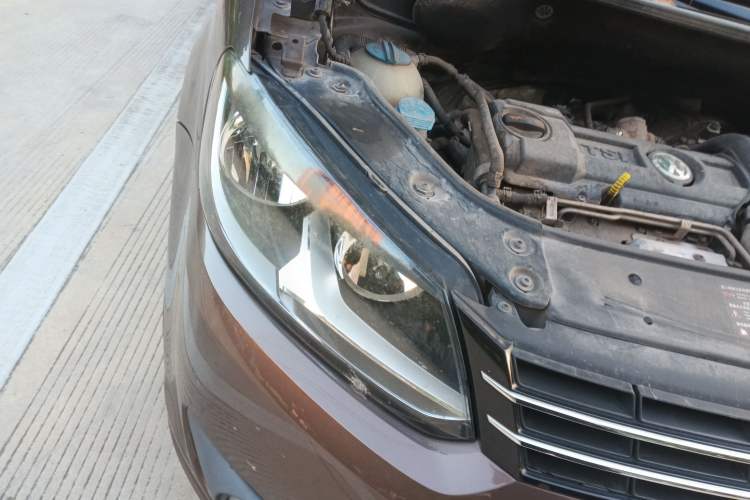 Used Volkswagen Touran 2013 1.4T Manual Fashion Edition 5 Seats