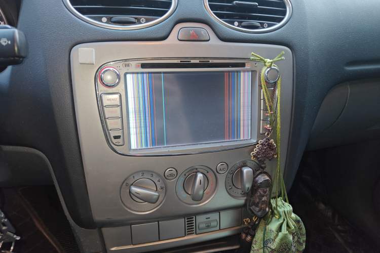 Used Ford Focus 2011 Hatchback 1.8L Manual Classic Model
