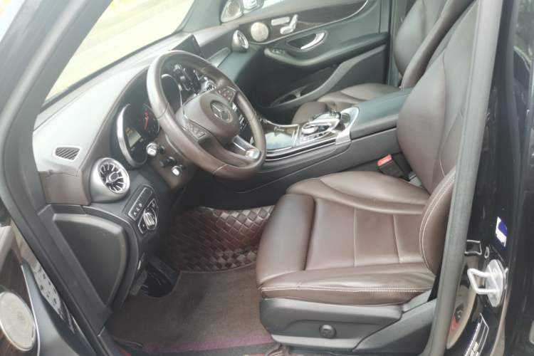 Used Mercedes-Benz GLC 2019 Facelift GLC 260 L 4MATIC Luxury Model