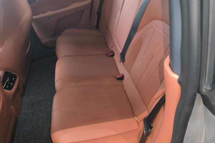 Used Dongfeng eπ eπ007 2025 Model Pure-Electric 565 All-Wheel-Drive Max Leading Edition Left Rear Seat