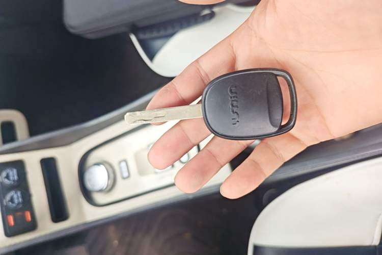 Used CHANGAN NEVO Lumin 2022 155 km – Refreshingly Sweet Edition
