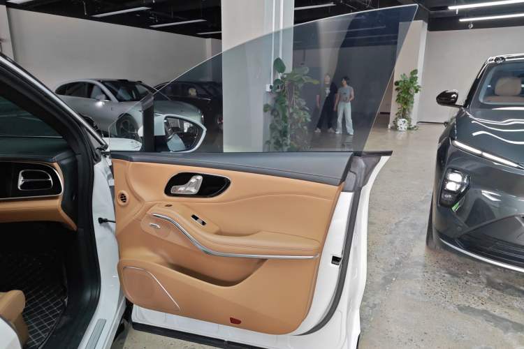 Used Rising R7 2023 Flagship Edition
