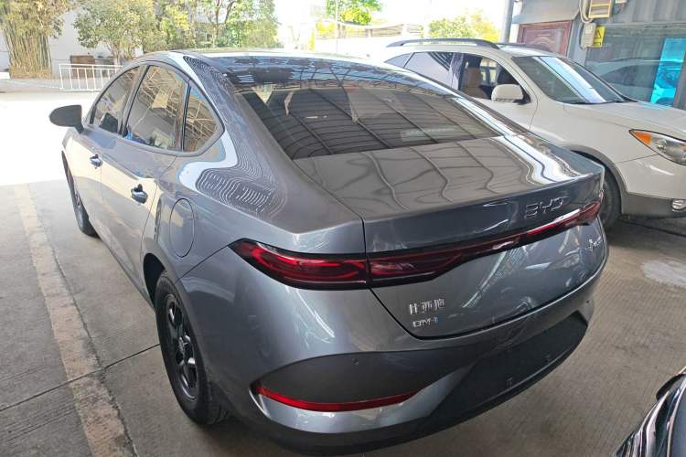 Used BYD Qin PLUS 2025 DM-i Smart Drive 55KM Leading Model Rear Left 45 Deg