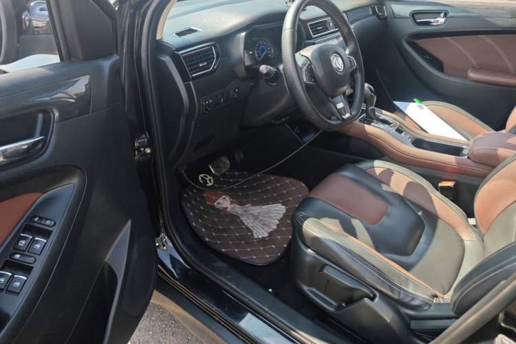 Used Dongfeng Fengon 580 2017 1.5T CVT Luxury Model
