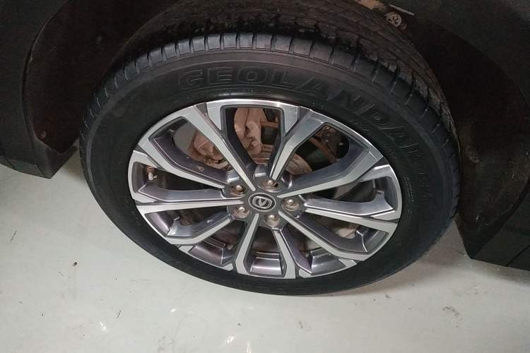 Used CHANGAN CS85 COUPE 2021 1.5T DCT Prestige Model Exterior 5