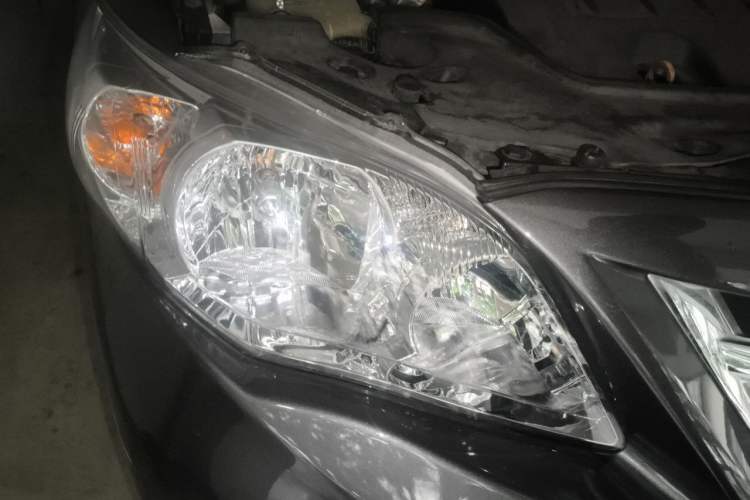 Used Toyota Corolla 2011 1.6L Automatic GL Sunroof Version