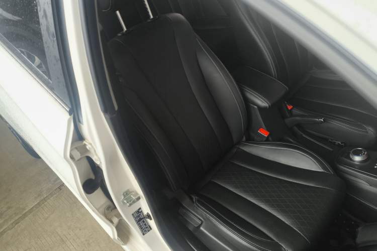 Used Baojun 310W 2018 1.5L Automatic Luxury Version China V