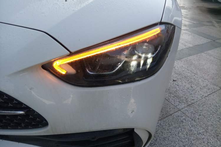 Used Mercedes-Benz C-Class 2024 Facelifted C-Class 260 L Night Edition Sports Version