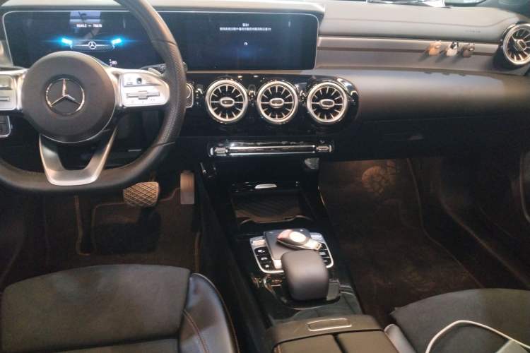 Used Mercedes-Benz A-Class 2019 A 200 L Sport Sedan First Edition Special Edition
