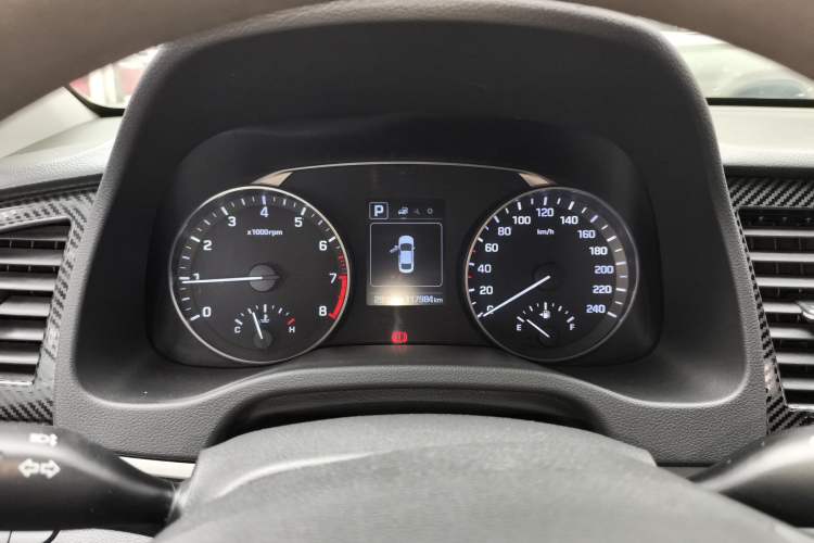 Used Hyundai Elantra (6th Generation / Lingdong) 2016 1.6L Automatic ZhiXuan – Elite Version