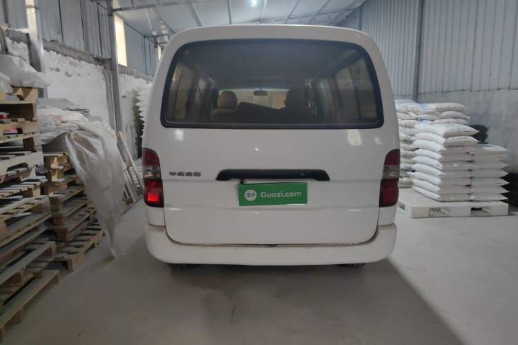 Used Jinbei Express 2018 2.0L Standard Version V19 Rear